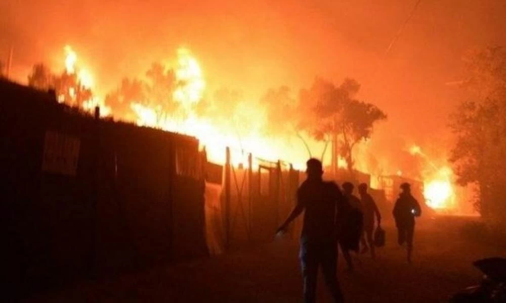 Οι μετανάστες στη Θήβα πήραν με τις πέτρες τους Πυροσβέστες
